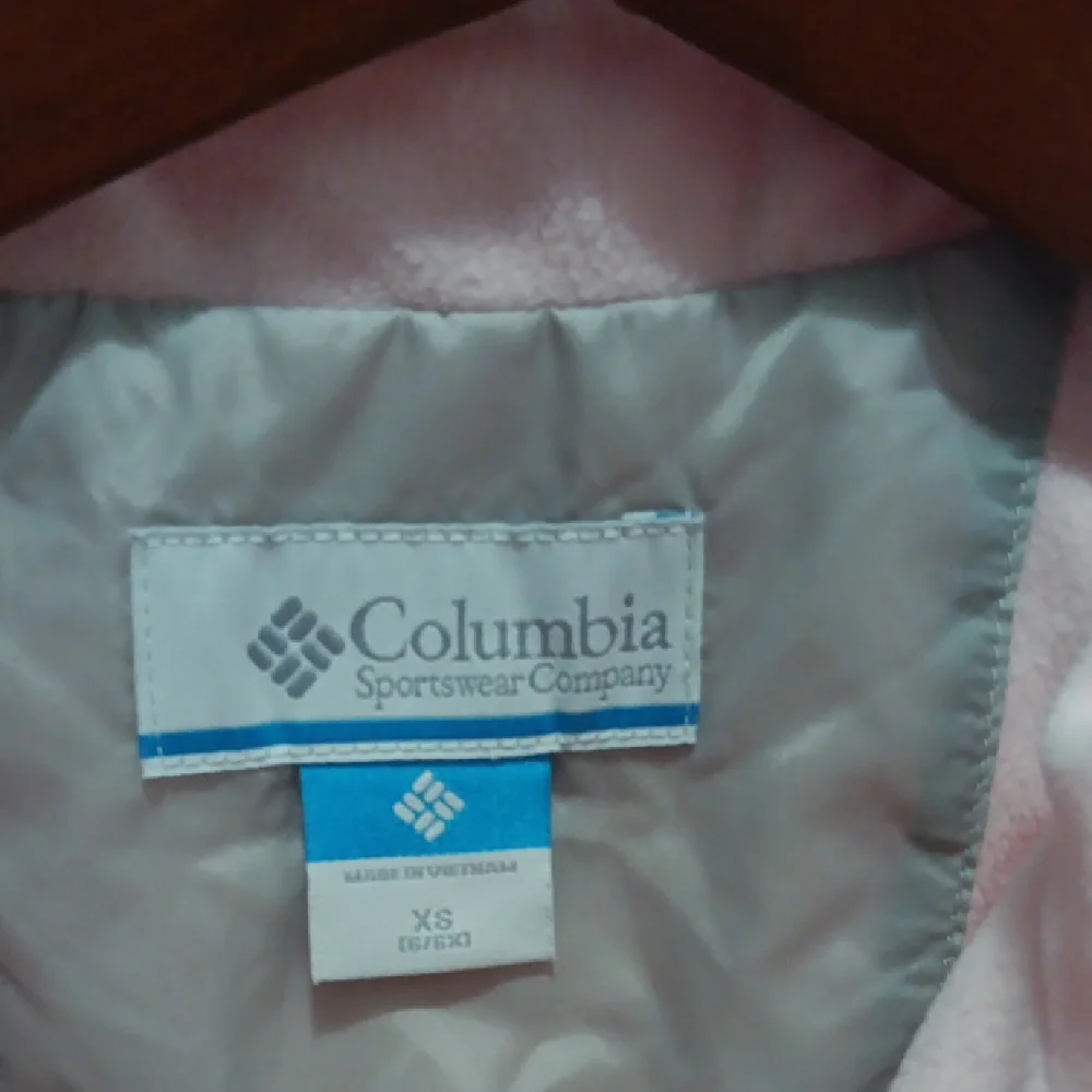 Columbia chic two